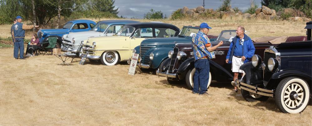 1-Pano club cars front