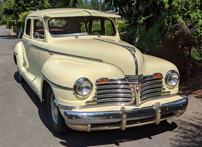 Lapin 1942 Plymouth Sedan