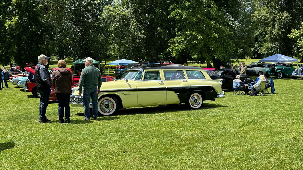 Bade yellow black DeSoto